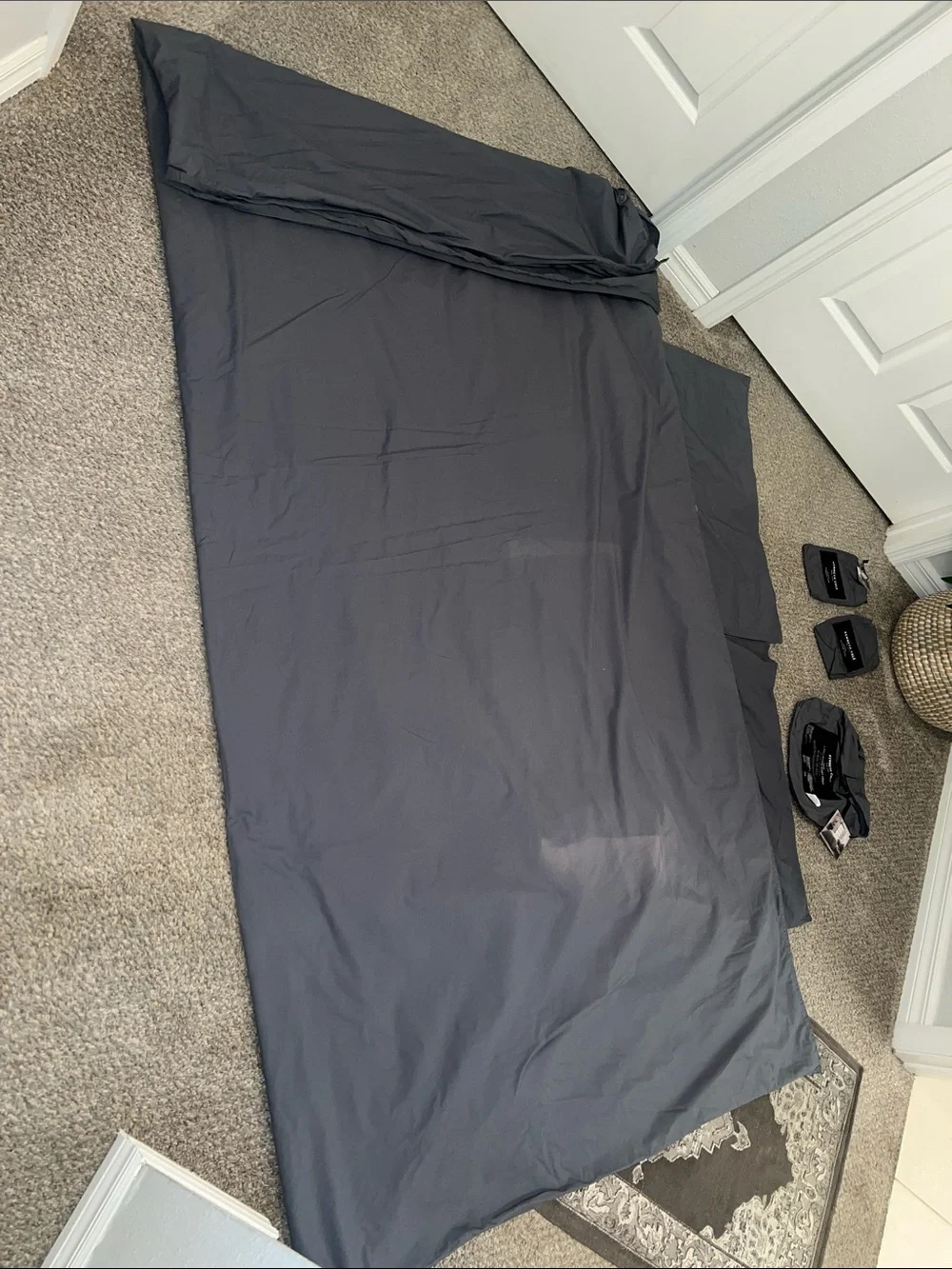 Kenneth Cole Gray Down Duvet Cover-Full/Queen size